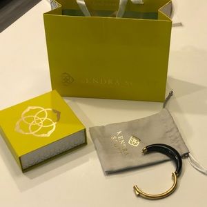 Kendra Scott bangle